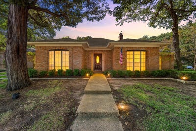 /international/us/3906-green-oak-drive-waco-tx-110120451218/