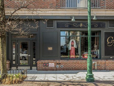 /international/us/543-main-street-new-rochelle-ny-110106923821/