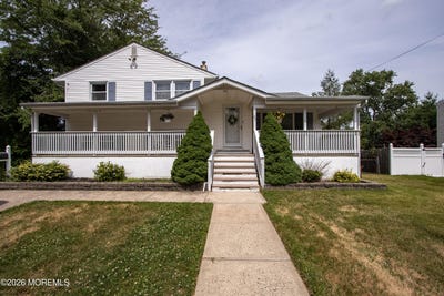 /international/us/47-walnut-avenue-red-bank-nj-110109055808/