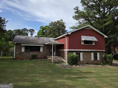 /international/us/556-greenview-avenue-se-conyers-ga-110108444071/