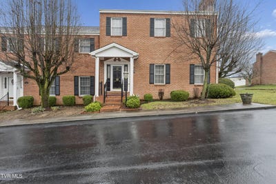 /international/us/2734-e-oakland-avenue-johnson-city-tn-110104899008/