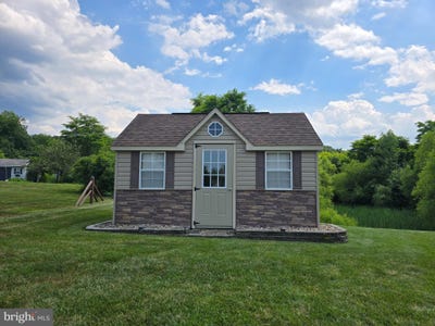 /international/us/200-westgate-drive-mount-holly-springs-pa-110100819569/