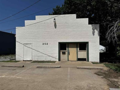 /international/us/202-n-jackson-avenue-iowa-park-tx-110100768706/?lang=zh-cn