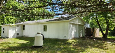 /international/us/383-w-8-mile-road-white-cloud-mi-110108747510/