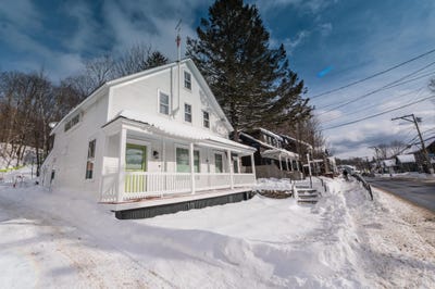 /international/us/33-w-main-street-wilmington-vt-110105201750/