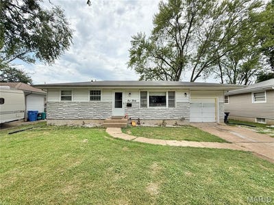 /international/us/130-ruth-drive-florissant-mn-110101649287/