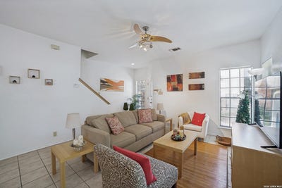 /international/us/57-chapel-hill-cir-san-antonio-tx-110120560372/