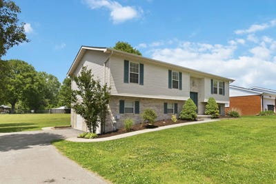 /international/us/604-john-street-corbin-ky-110108152498/