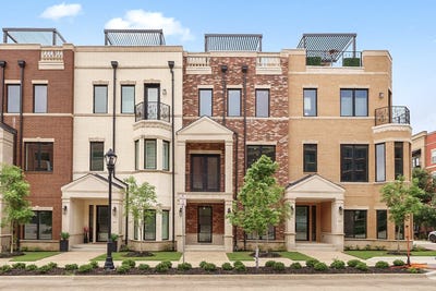 /international/us/218-e-dallas-road-grapevine-tx-110108097760/