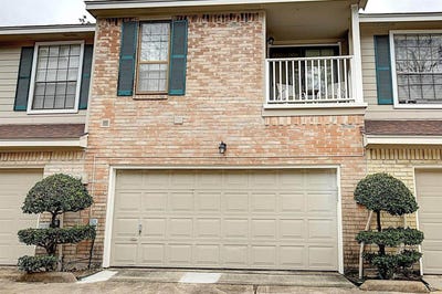 /international/us/2220-bering-drive-houston-tx-110106258325/