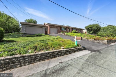 /international/us/36-hillside-drive-chambersburg-pa-110101028941/