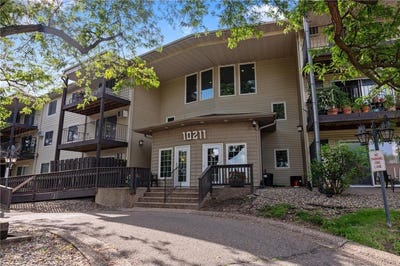 /international/us/10211-cedar-lake-road-minnetonka-mn-110101147415/