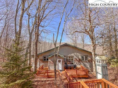 /international/us/169-hornbeam-road-beech-mountain-nc-110097802177/