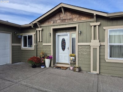 /international/us/1585-granite-st-woodburn-or-110110343623/