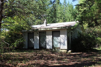 /international/us/256-bettys-branch-road-arvonia-va-110120458061/