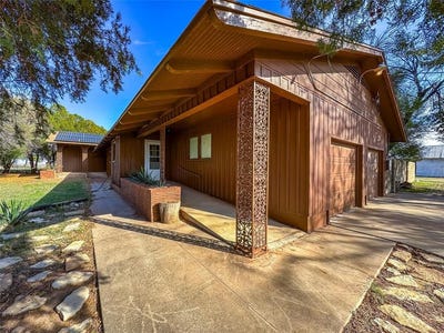 /international/us/1527-county-road-165-rochester-tx-110104149577/