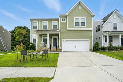 /international/us/121-meadows-landing-lane-suffolk-va-110108201455/