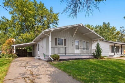 /international/us/1006-sharp-street-glenwood-ia-110120484853/