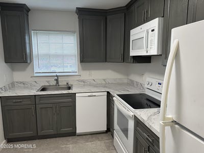 /international/us/65-cedar-avenue-long-branch-nj-110105526386/