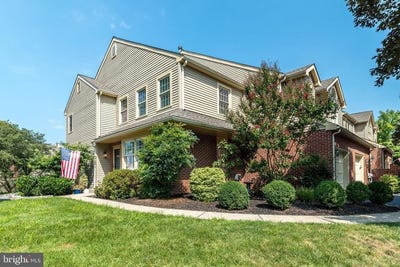 /international/us/225-nevin-lane-ambler-pa-110101137988/