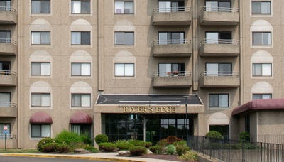/international/us/111-dekoven-drive-middletown-ct-110101460196/?lang=id