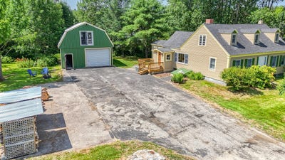 /international/us/923-hallowell-litchfield-road-west-gardiner-me-110101038254/?lang=en