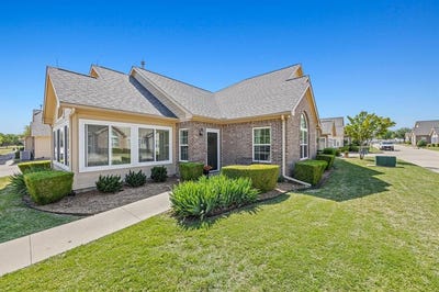 /international/us/2601-marsh-lane-plano-tx-110098953521/