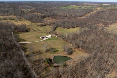 /international/us/446-shaffer-school-rd-oak-hill-oh-110106219396/
