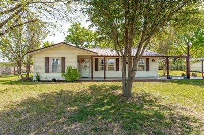 /international/us/800-county-road-322-comanche-tx-110098673473/