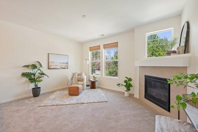 /international/us/12883-king-st-broomfield-co-110108723804/