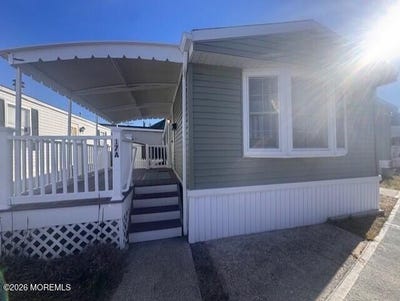 /international/us/17-avenue-a-hazlet-nj-110108911830/