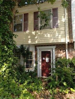 /international/us/857-windom-place-virginia-beach-va-110108947782/