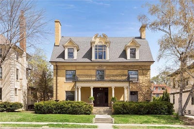 /international/us/1807-dupont-avenue-s-minneapolis-mn-110107778486/