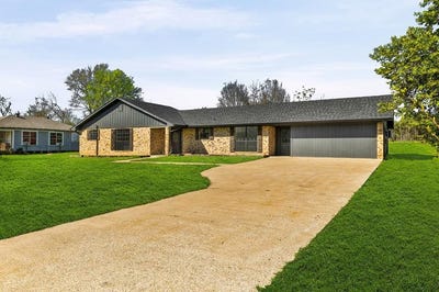 /international/us/407-quincy-ave-alto-tx-110107857489/