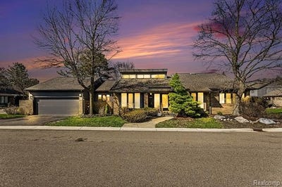 /international/us/5950-pinetree-drive-west-bloomfield-twp-mi-110107342622/