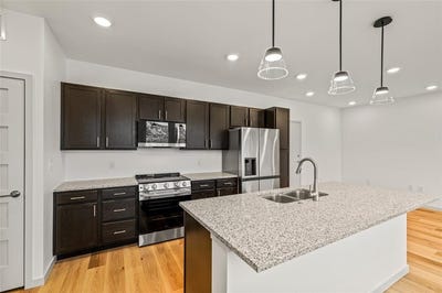 /international/us/1648-mid-valley-drive-steamboat-springs-co-110106187374/