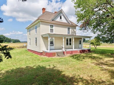 /international/us/23159-lee-mont-rd-parksley-va-110101069813/