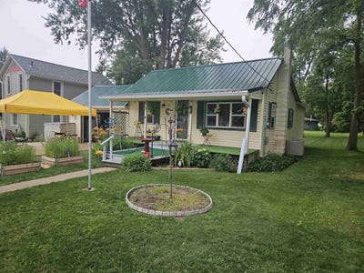 /international/us/914-brasher-street-nashua-ia-110108944950/