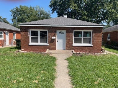 /international/us/14921-oak-street-dolton-il-110105751663/