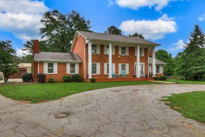 /international/us/711-augusta-st-ext-mccormick-sc-110101502989/