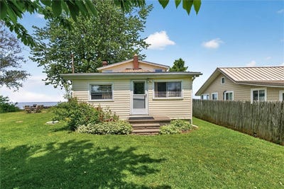 /international/us/6414-shore-acres-drive-hilton-ny-110108753801/