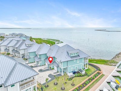 /international/us/292-reserve-lane-rockport-tx-110108416220/
