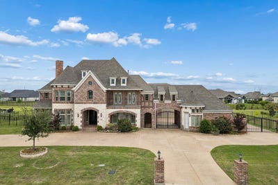 /international/us/5008-kingston-court-parker-tx-110107885601/