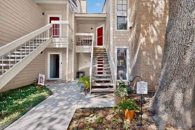 /international/us/1909-chasewood-circle-arlington-tx-110110217449/