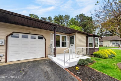 /international/us/14c-amesbury-road-whiting-nj-110108077491/