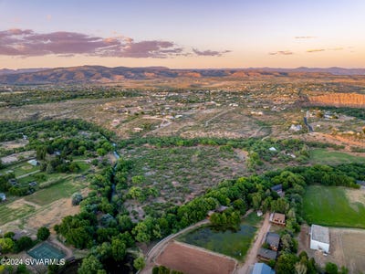 /international/us/1500-s-whatever-way-cornville-az-110102994276/