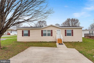 /international/us/135-gregory-place-winchester-va-110106344050/