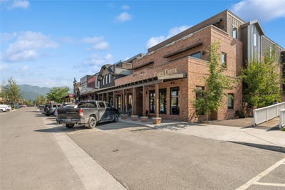 /international/us/325-central-avenue-whitefish-mt-110108477440/