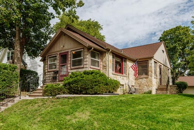 /international/us/1972-s-90th-st-west-allis-wi-110120085620/