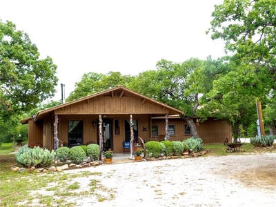 /international/us/12725-county-road-105-brownwood-tx-110107376682/